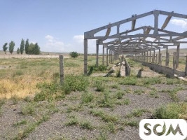 Продается земельный участок с каркасом для строительства кошары
