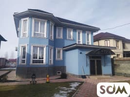 Продаю 3х уровневый красивый дом в Киргизии 1, ж/м Ынтымак